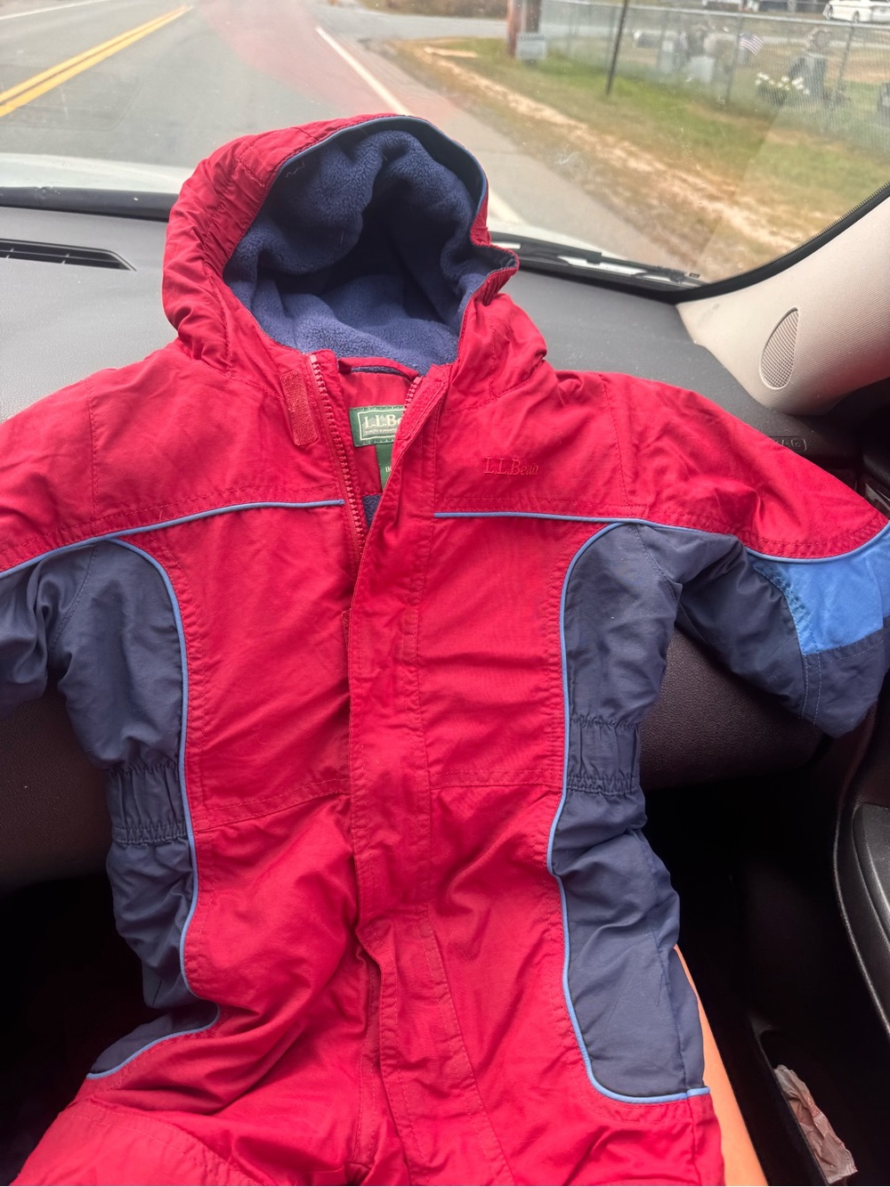 L.L. Bean cold buster winter snowsuit featuring fleece lining size 12-18 months